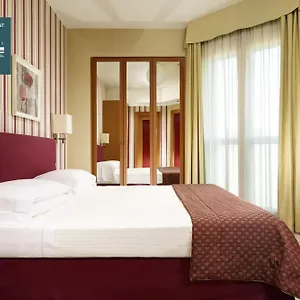 4* Appart hôtel The One Milano &