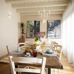  Bed & Breakfast Relais La Rocca