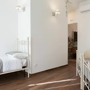 Donna Margherita Suite&rooms 3*, Roma Italia